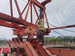 廣西寧明縣駱越大橋改擴建工程（QJ180-40-A3架橋機主要受力部件無損檢測）